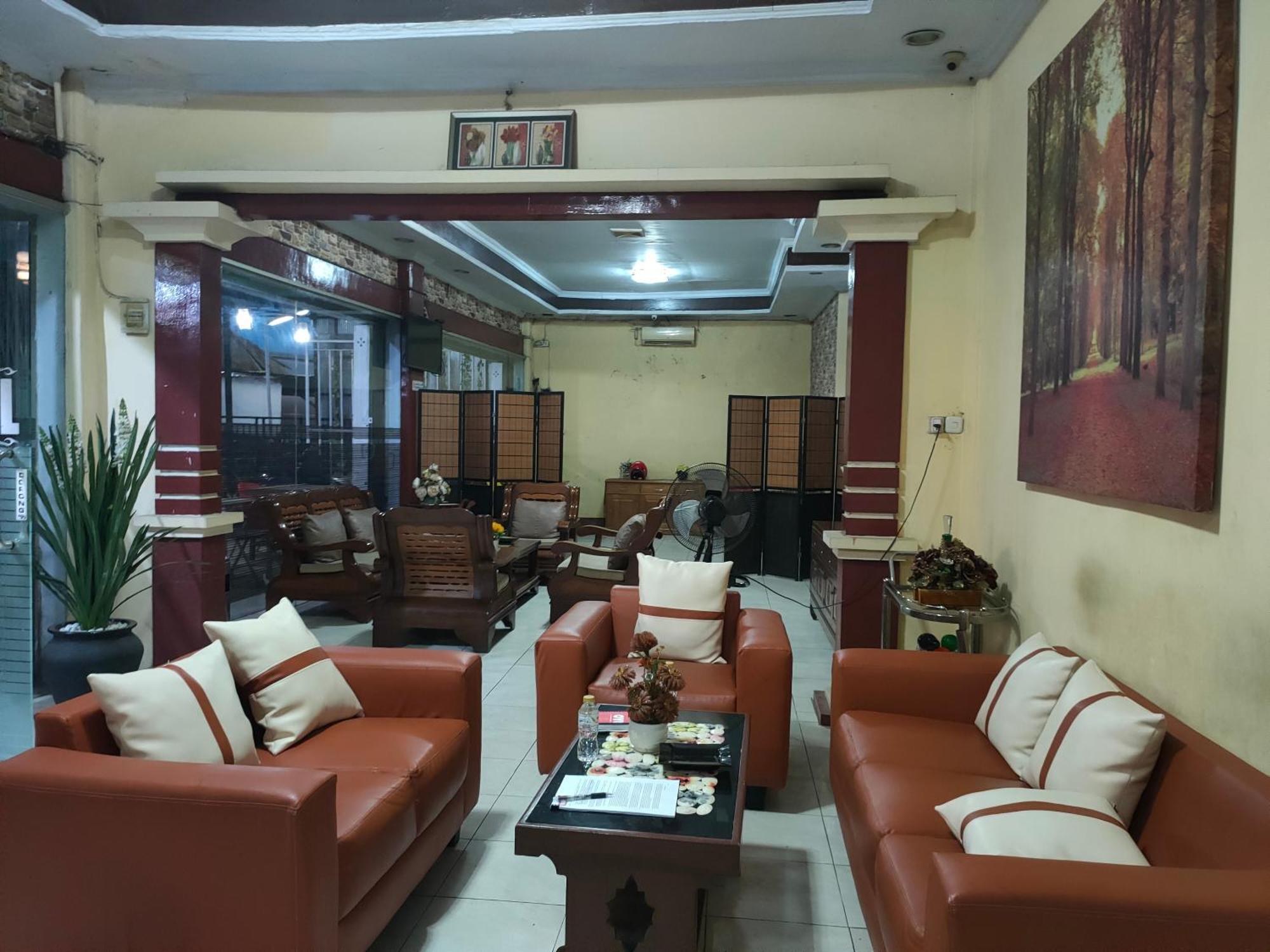 Hotel Oyo 90529 Baruga Makassar